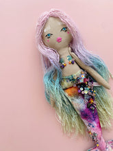 Load image into Gallery viewer, VELVET RAINBOWS x FIN &amp; NOX | Mermaid n°3