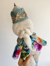 Load image into Gallery viewer, VELVET RAINBOWS x FIN &amp; NOX COLLABORATION | Boy Nutcracker Soldier | BLUE