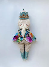 Load image into Gallery viewer, VELVET RAINBOWS x FIN &amp; NOX COLLABORATION | Boy Nutcracker Soldier | BLUE