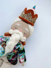 Load image into Gallery viewer, VELVET RAINBOWS x FIN &amp; NOX COLLABORATION | Boy Nutcracker Soldier | BROWN