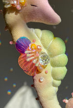 Load image into Gallery viewer, N°4 | SEAHORSE SUN CATCHER | Textile Art Sculpture