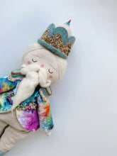 Load image into Gallery viewer, VELVET RAINBOWS x FIN &amp; NOX COLLABORATION | Boy Nutcracker Soldier | BLUE