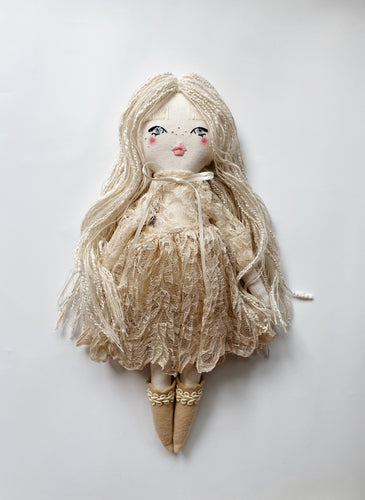 Evelyn | 14” Traditional Heirloom Doll