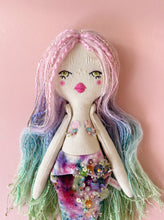 Load image into Gallery viewer, VELVET RAINBOWS x FIN &amp; NOX | Limited Release Collector Mermaid Doll | N°1