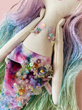 Load image into Gallery viewer, VELVET RAINBOWS x FIN &amp; NOX | Limited Release Collector Mermaid Doll | N°1