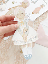 Load image into Gallery viewer, Delilah &amp; Honey Bear | PAPER DOLL | Instant PDF Download